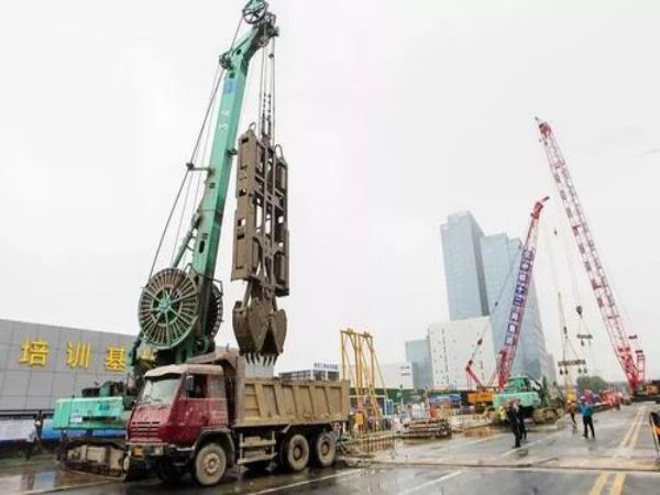 黄陂区吊车租赁电话_吊车出租讲述关于吊车常见的故障